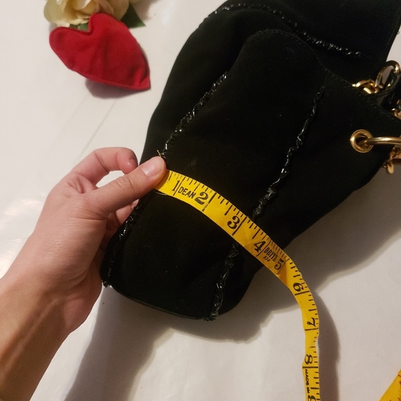 BCBGMaxazria Velour Black and Gold Chain Hand Bag - Picture 6 of 8